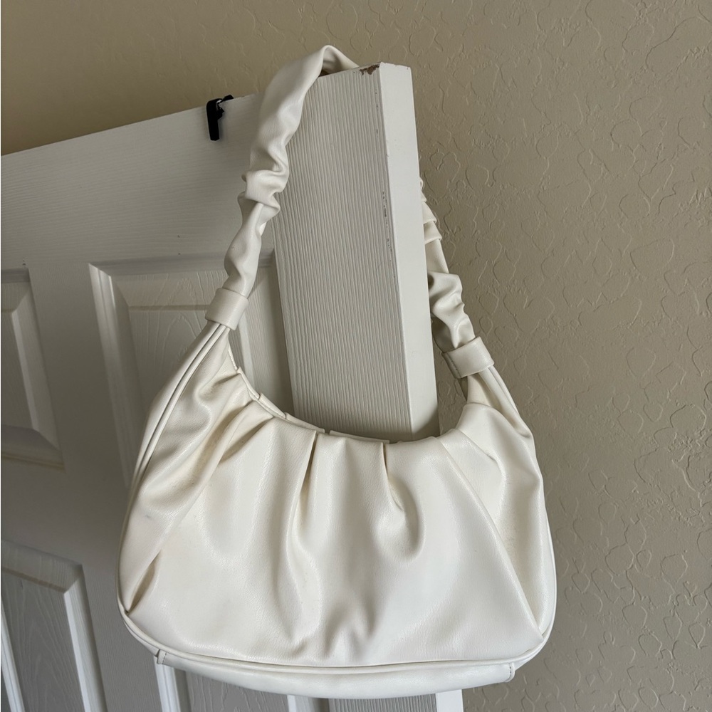 White faux leather shoulder bags